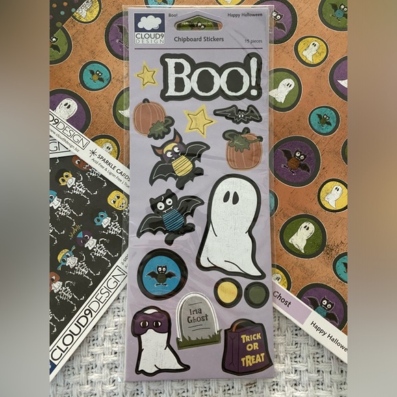 👻🎃 CLOUD NINE DESIGN HALLOWEEN THEMED SCRAPBOOK PAPER BUNDLE & STICKERS! - Picture 2 of 6